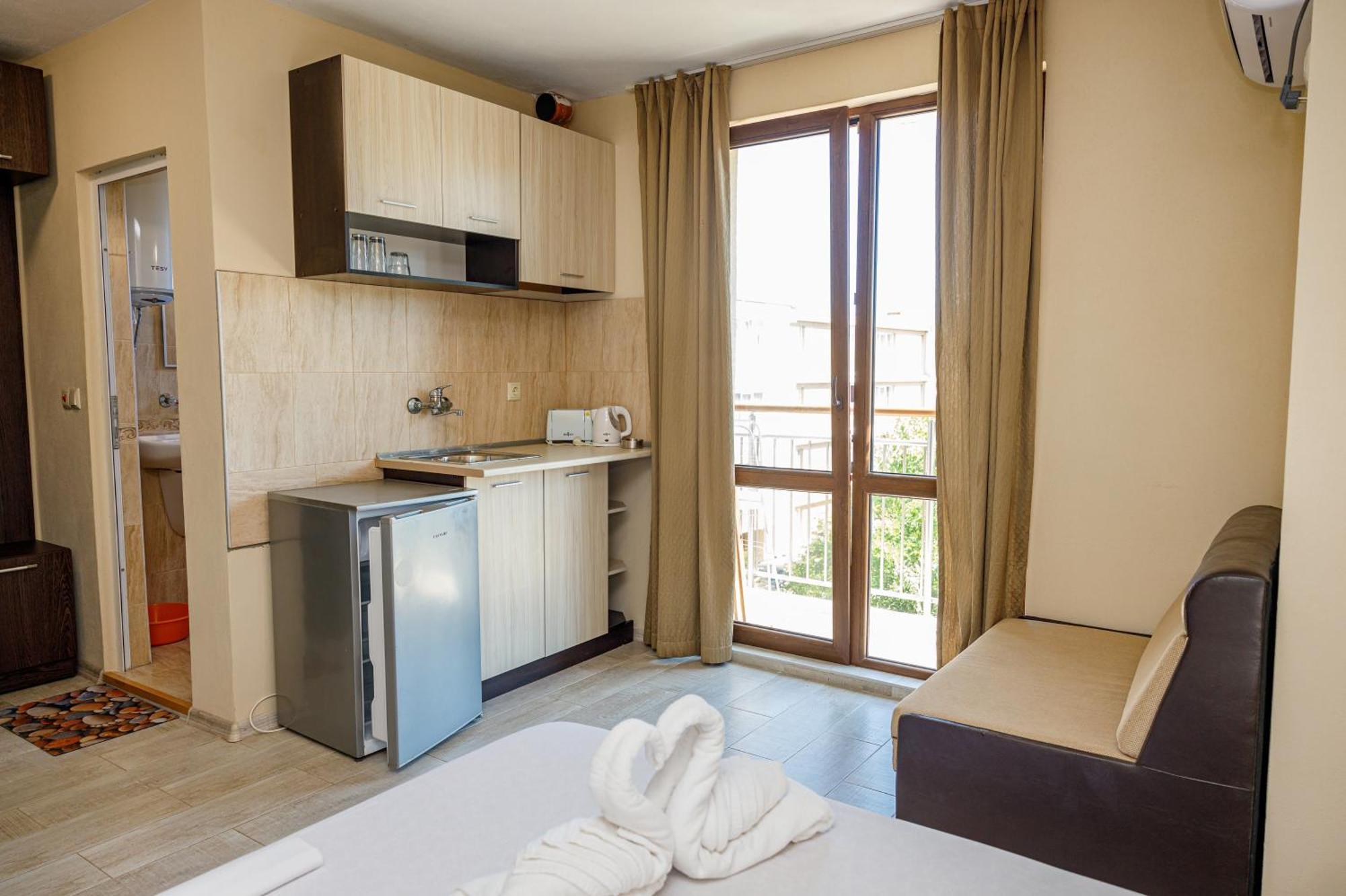 Family Hotel Silitur Ahtopol Exterior foto