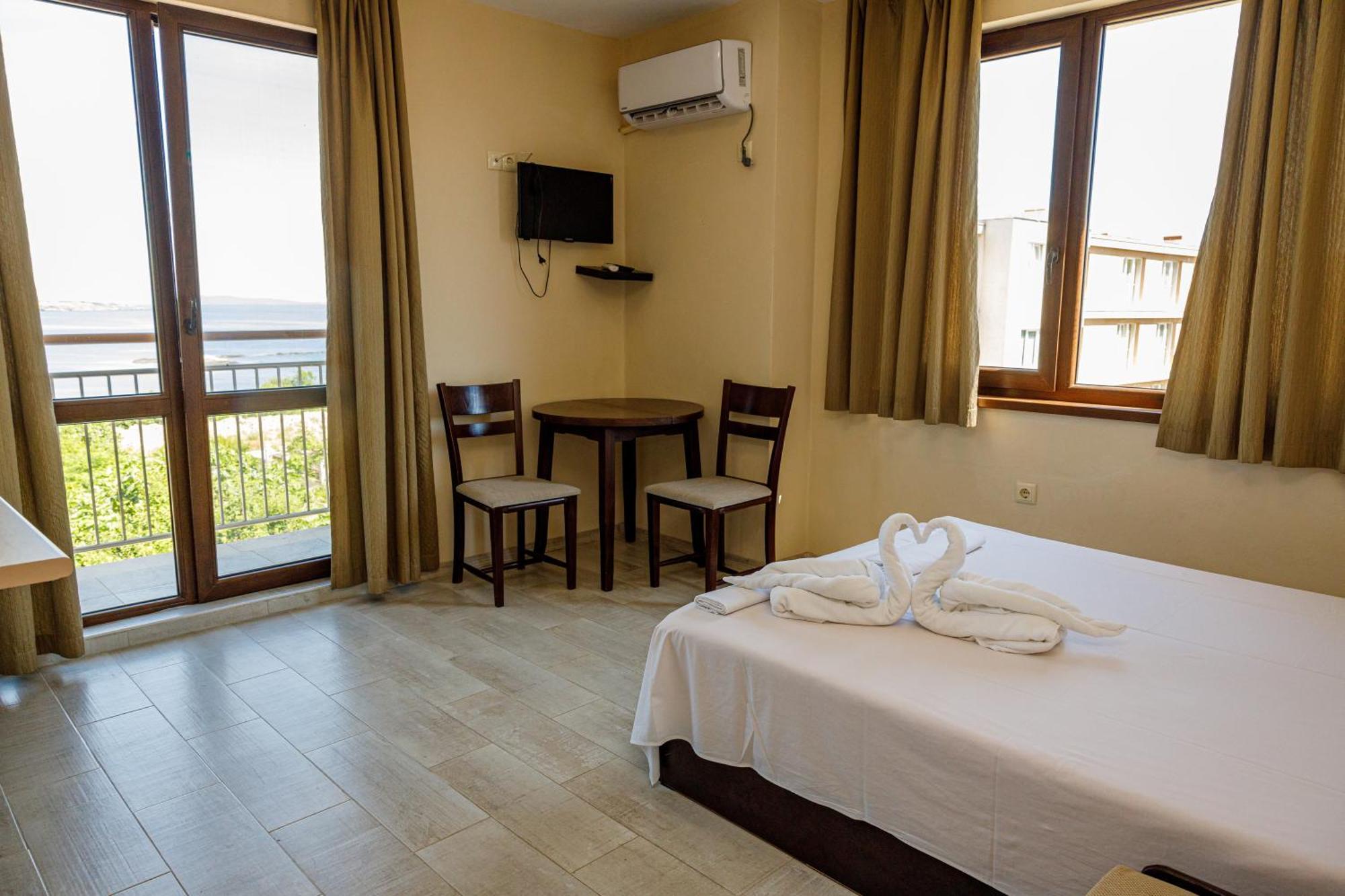 Family Hotel Silitur Ahtopol Exterior foto